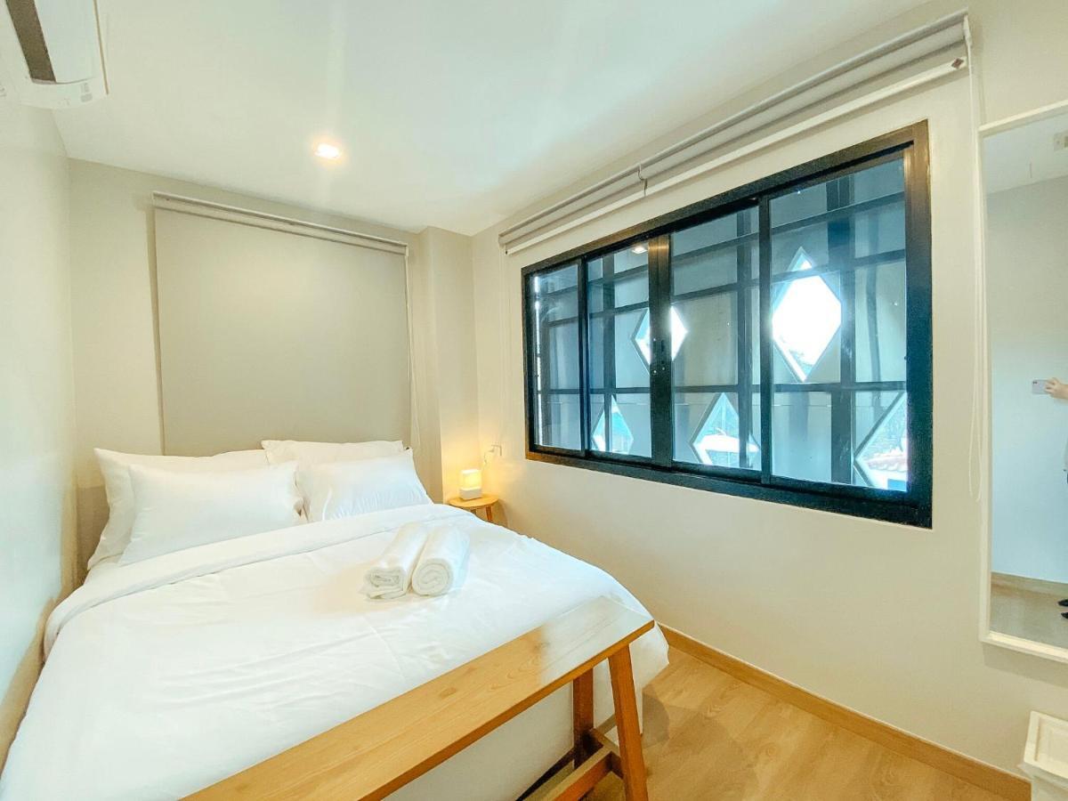Yakthai Poshtel Bangkok Esterno foto